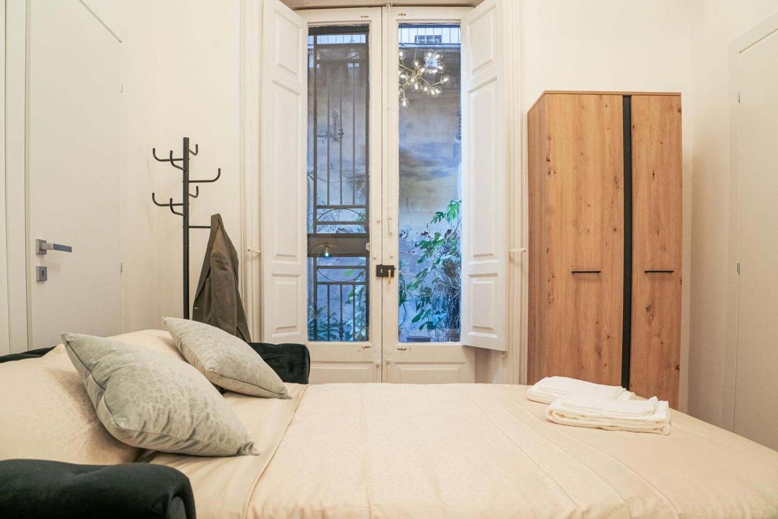 Elegant Design Apartment In Historical City Center Catania Eksteriør bilde